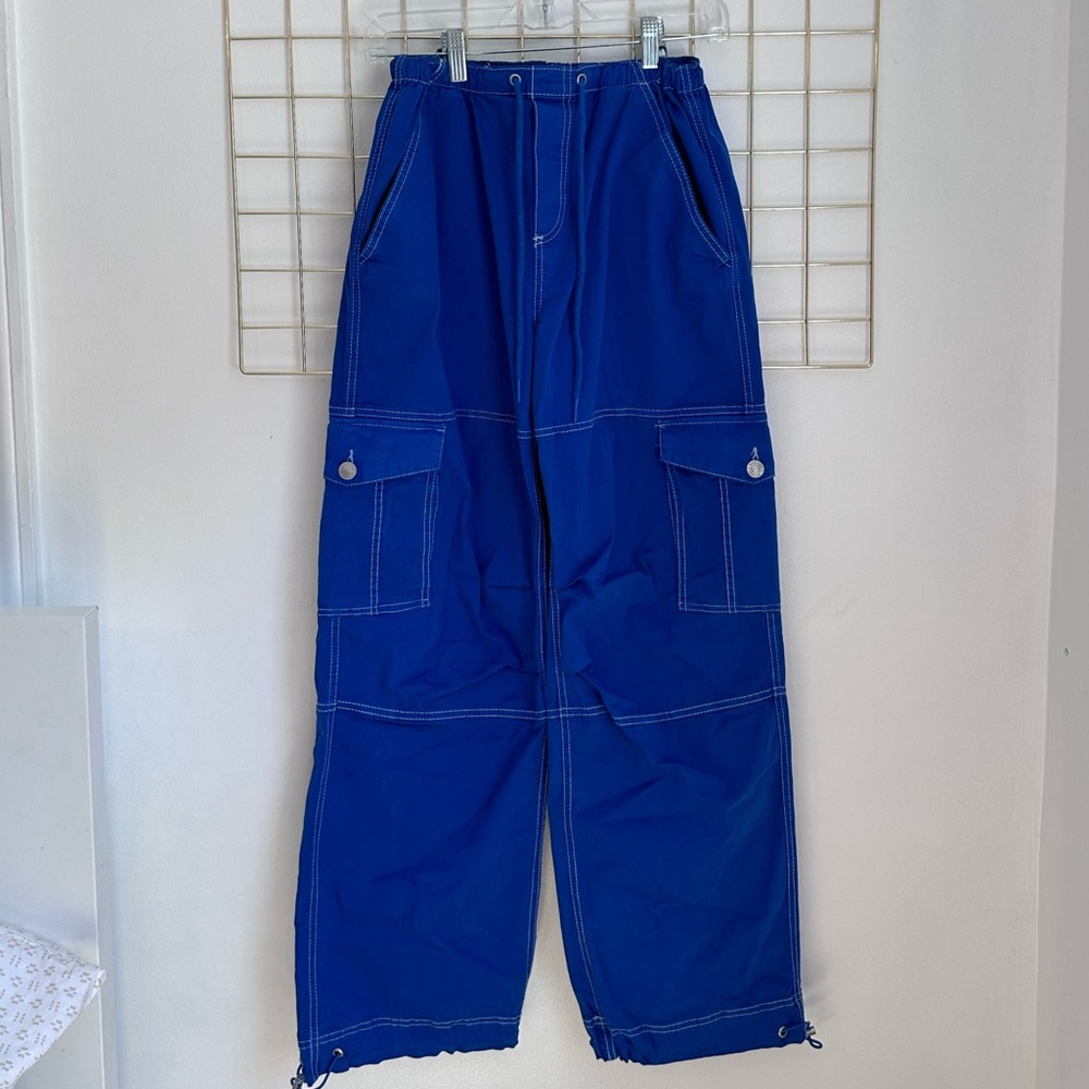 Baggy blue pants